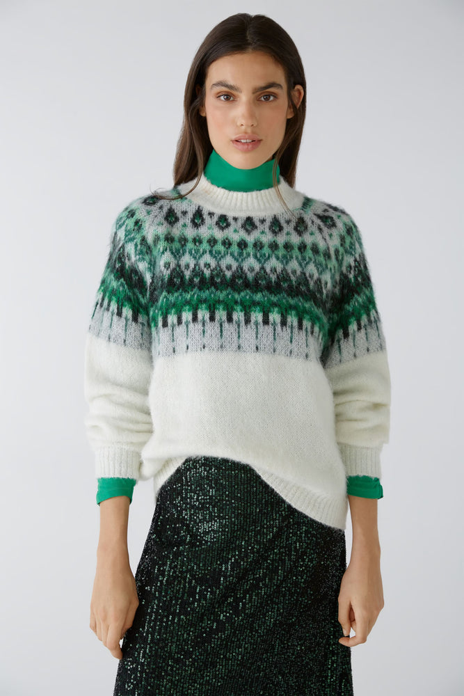 Scandinavian round-neck sweater