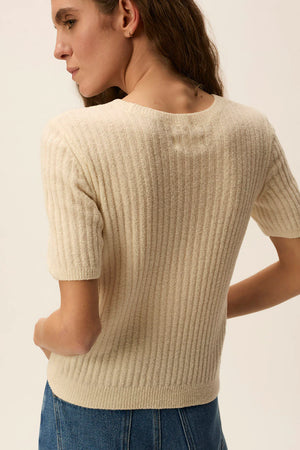 Pull en maille côtelée à manches courtes