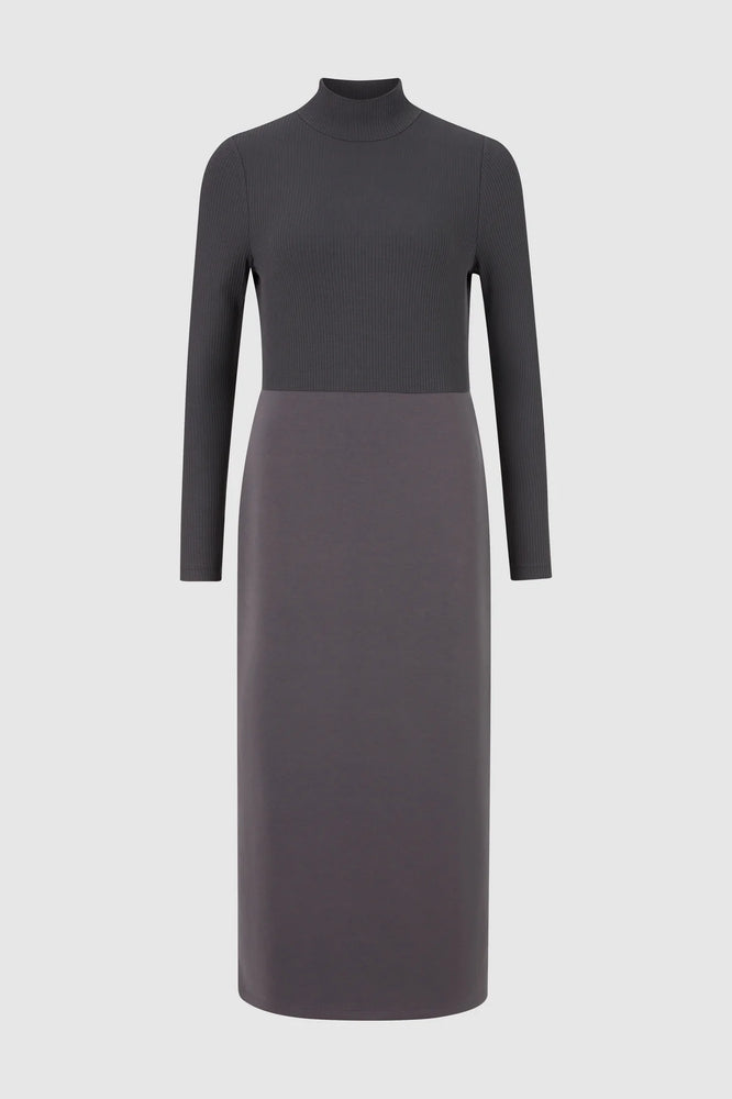 Mid-length dress with high collar in viscose