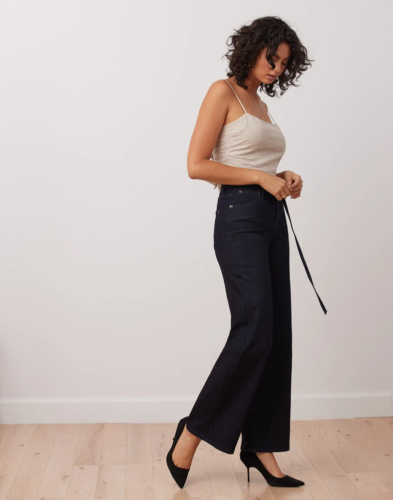 LILY high-waisted ultra-flared jeans
