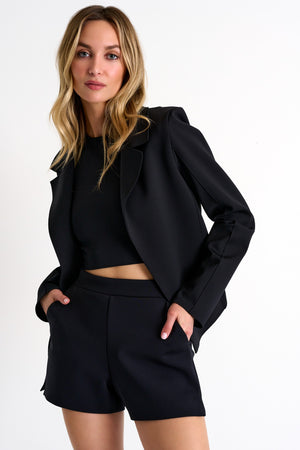 Blazer écourté ajusté en polyamide extensible