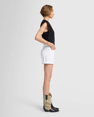 Short à ourlet roulé en demin